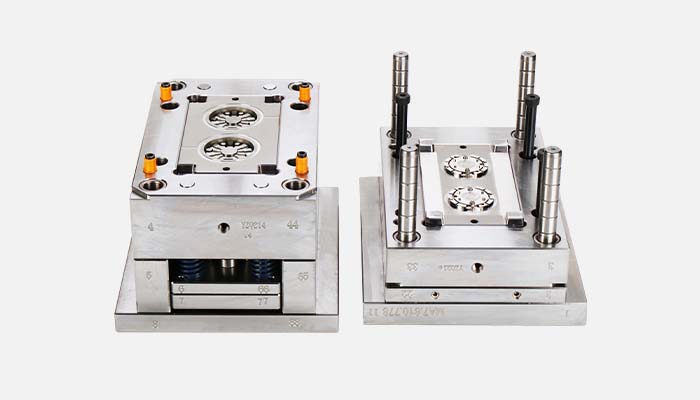 Reversing Seat Precision Plastic Injection Mould