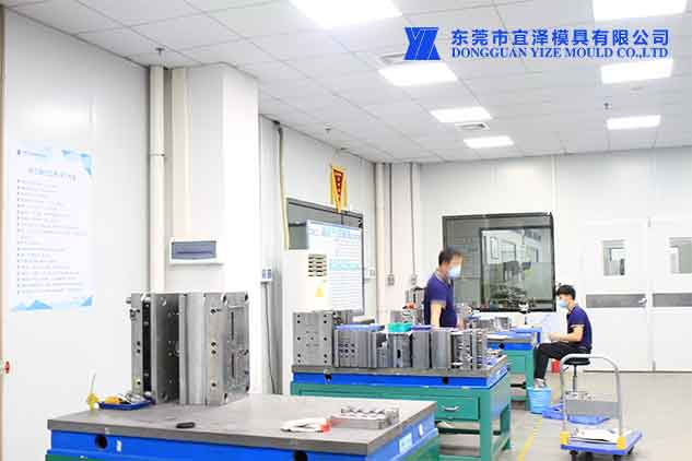 Low labor high precision plastic injection mold cost.jpg