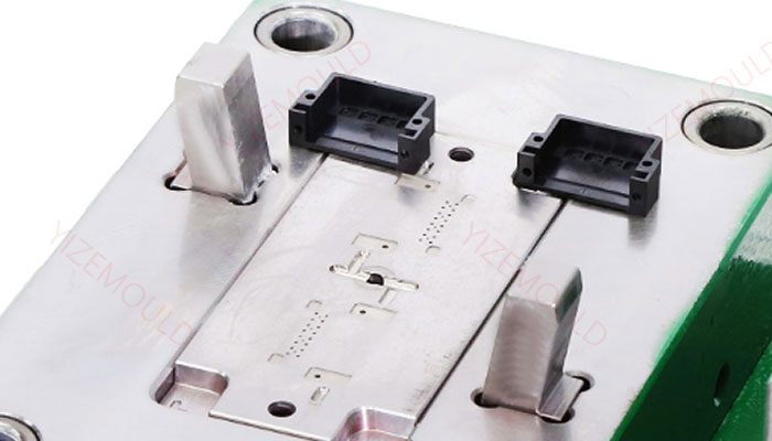 Molde de Conector Aeroespacial